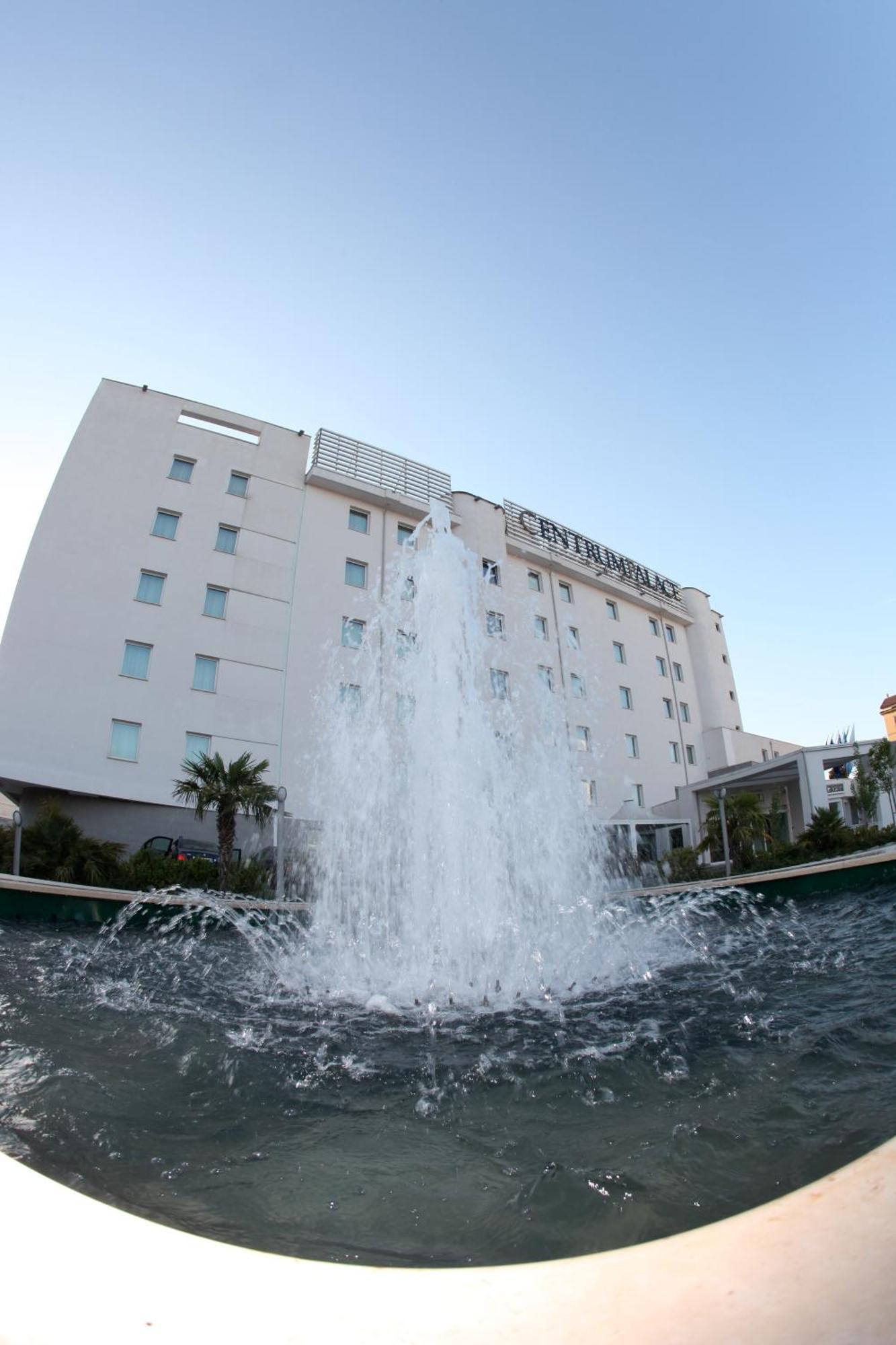 Centrum Palace Hotel & Resorts Campobasso Eksteriør billede