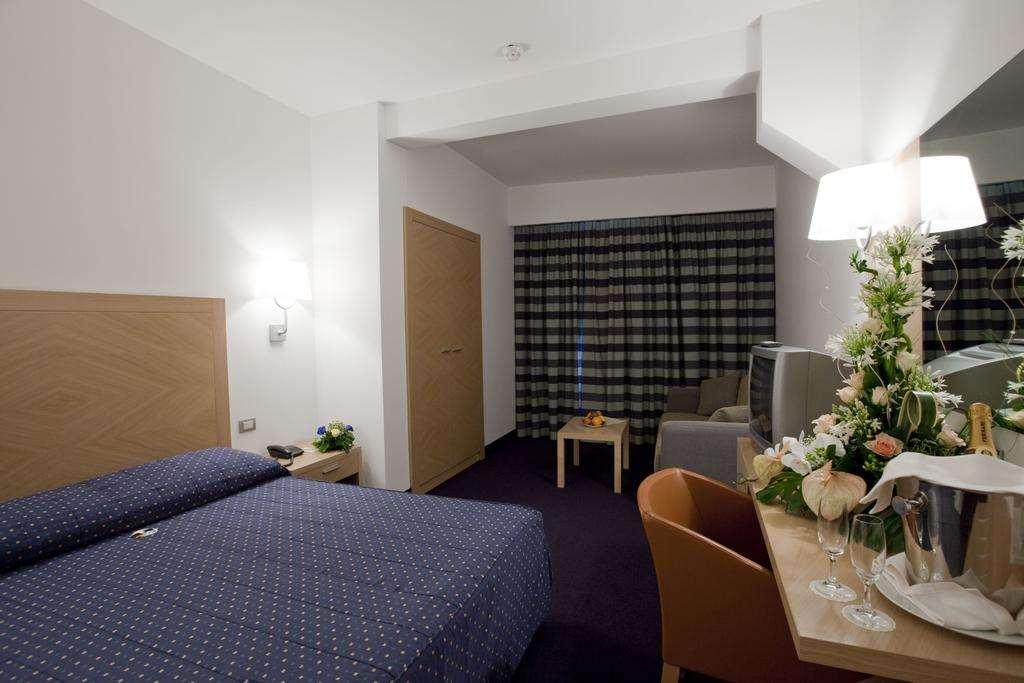 Centrum Palace Hotel & Resorts Campobasso Værelse billede